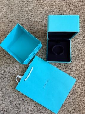 Tiffany & Co. Turquoise Bracelet Presentation Box and Bag Set